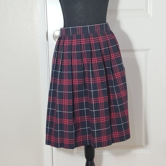 High waisted Pleated Plus size Plaid Skirt - Picture 1 of 3